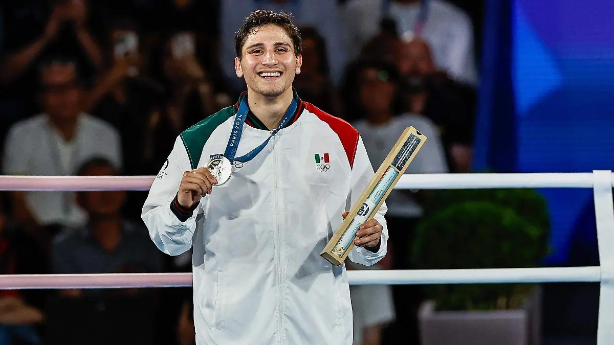 Boxeador Marco Verde gana medalla Plata_Paris 2024